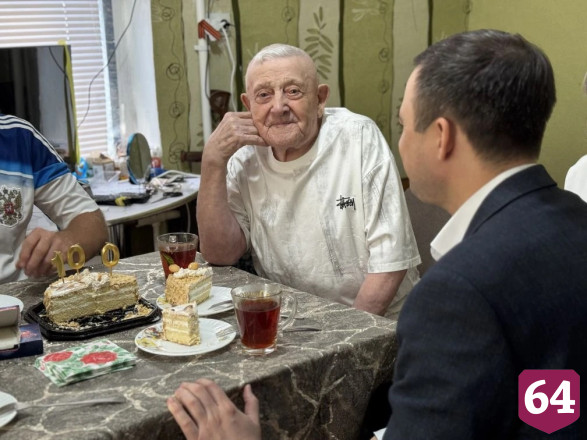 В Саратовской области ветеран Великой Отечественной отметил 100-летие