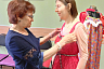 В Саратове мать участника СВО шьет народные костюмы для артистов